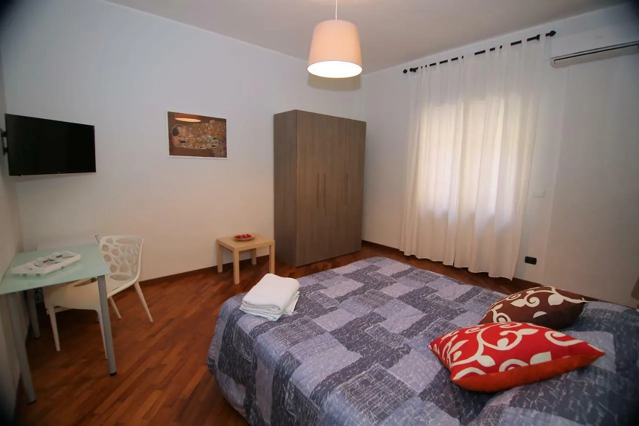 Bed and Breakfast Casa Vittoria Nápoles 3*,  Italia